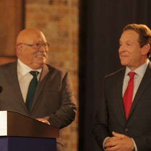 Fotoğraf Ay Lav Yu Tuu