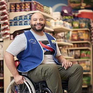 Fotoğraf Colton Dunn
