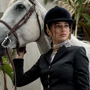 Fotoğraf Crystal Reed