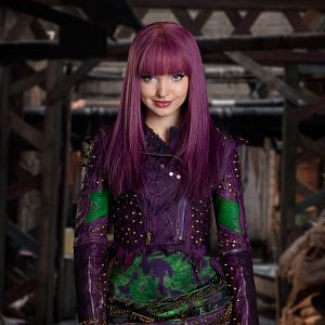 Fotoğraf Dove Cameron