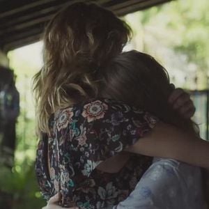 Fotoğraf Nisan'ın Kızları