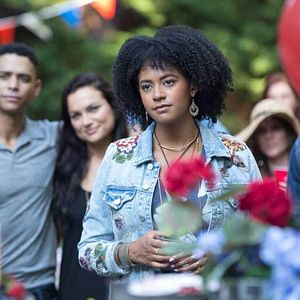 Fotoğraf Charlie Barnett