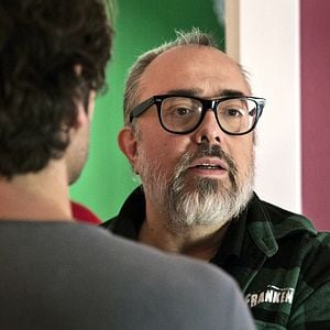 Fotoğraf Perfectos desconocidos