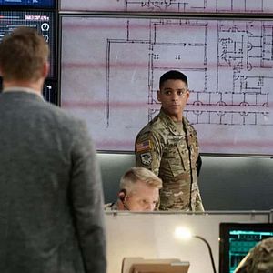 Fotoğraf Charlie Barnett