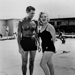 Fotoğraf Monkey Business