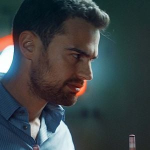 Fotoğraf Lying and Stealing