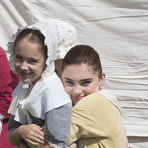 Fotoğraf Meg Donnelly