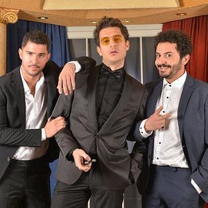 Fotoğraf Klavye Delikanlıları