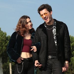 Fotoğraf Klavye Delikanlıları