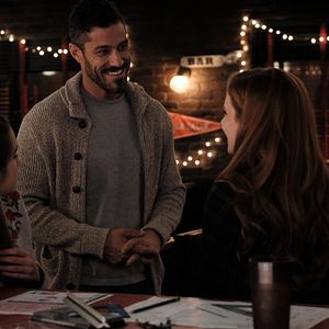 Fotoğraf Kevin (Probably) Saves the World