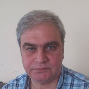 Fotoğraf Emin Yaraç