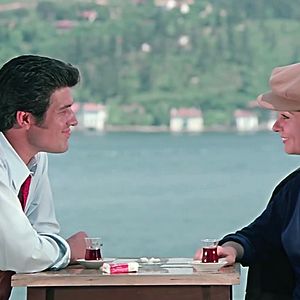 Fotoğraf Şoför Nebahat