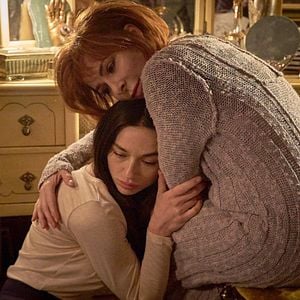 Fotoğraf Crystal Reed