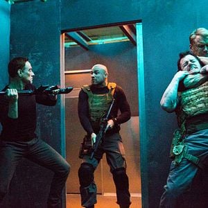 Fotoğraf Black Water