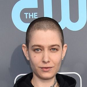 Fotoğraf Asia Kate Dillon