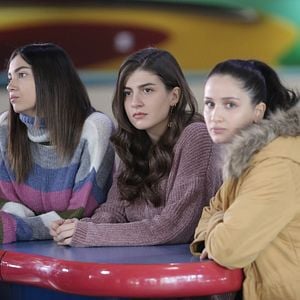 Fotoğraf Kırgın Çiçekler