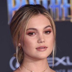 Fotoğraf Olivia Holt