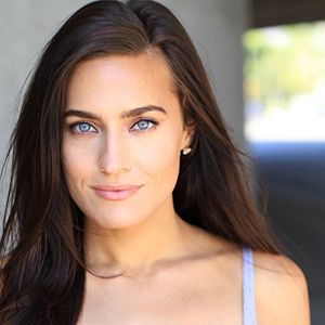 Fotoğraf Caitlin Leahy