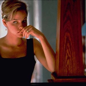 Fotoğraf The Underneath