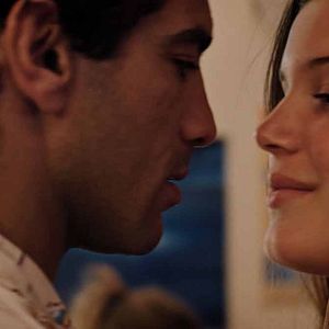 Fotoğraf Kısmet, Sevgilim: İlk Şarkı