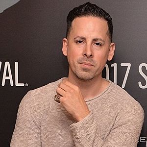 Fotoğraf Eddie Alcazar