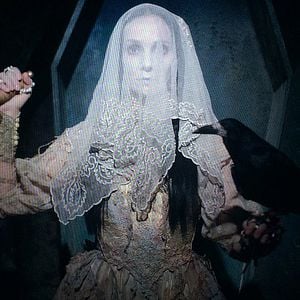 Fotoğraf Şeytanın El Kitabı