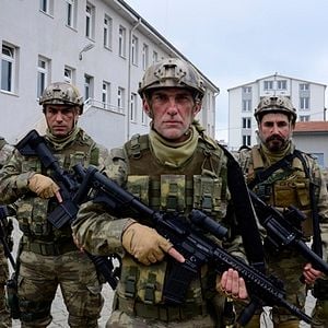 Fotoğraf Bordo Bereliler Afrin