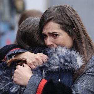 Fotoğraf Kırgın Çiçekler