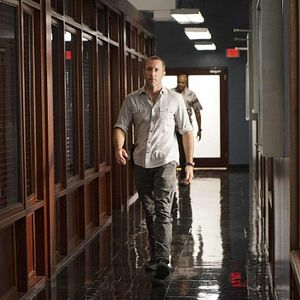 Fotoğraf Alex O'Loughlin