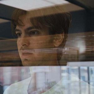 Fotoğraf Under The Silver Lake