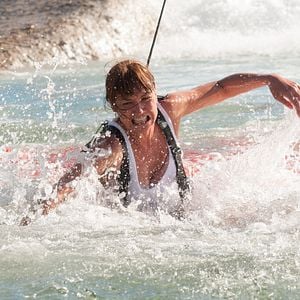 Fotoğraf Tremors 6: A Cold Day In Hell