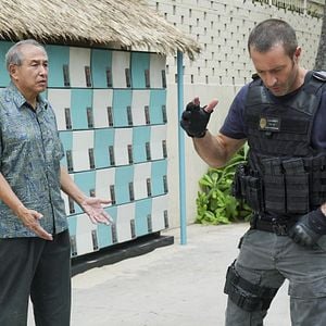 Fotoğraf Alex O'Loughlin