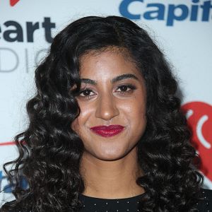 Fotoğraf Vella Lovell