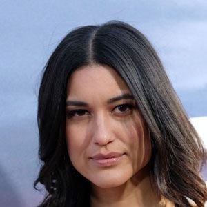 Fotoğraf Julia Jones