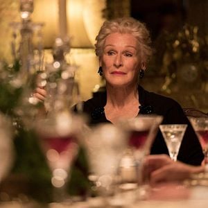 Fotoğraf Çarpık Evdeki Cesetler