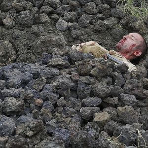 Fotoğraf Alex O'Loughlin