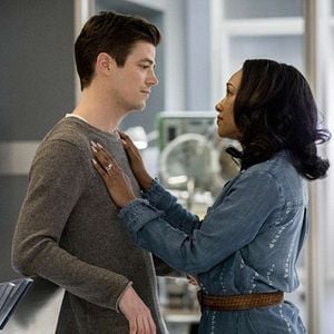 Fotoğraf Candice Patton