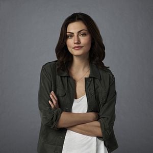 Fotoğraf Phoebe Tonkin