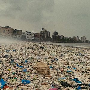 Fotoğraf Pope Francis - A Man of His Word