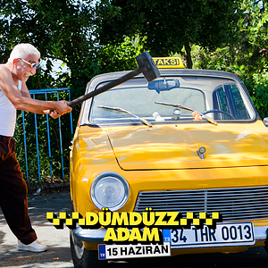 Fotoğraf Dümdüzz Adam