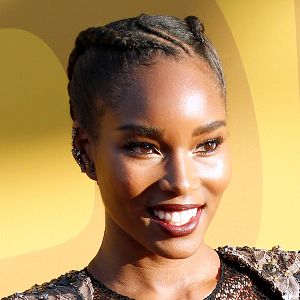 Fotoğraf Damaris Lewis