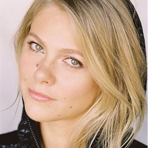 Fotoğraf Lily Cowles