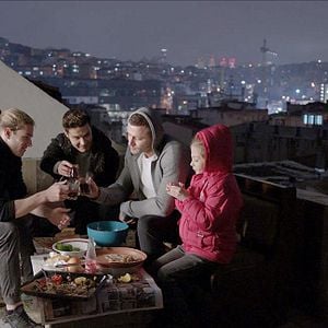 Fotoğraf Karanlıktaki Melekler