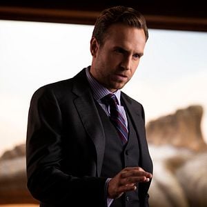 Fotoğraf Rafe Spall
