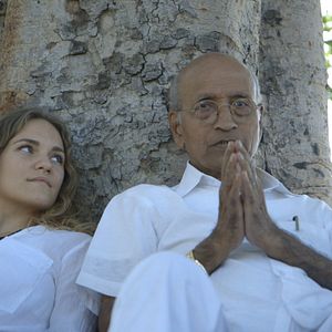 Fotoğraf The Doctor From India