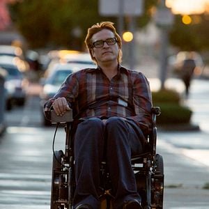 Fotoğraf Merak Etme, Fazla Uzaklaşamaz