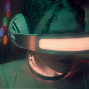 Fotoğraf Kiss Me First