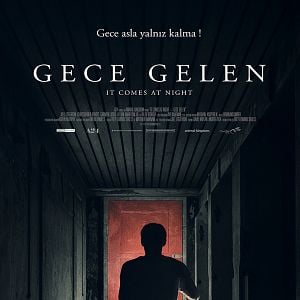 Fotoğraf Gece Gelen