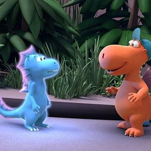 Fotoğraf Sevimli Ejderha Kokonat: Ormanda Şenlik