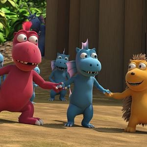 Fotoğraf Sevimli Ejderha Kokonat: Ormanda Şenlik